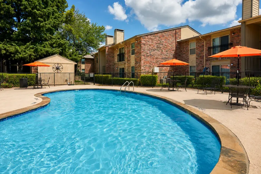 Rochelle Plaza Apartments