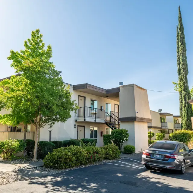 Marconi Gardens East
