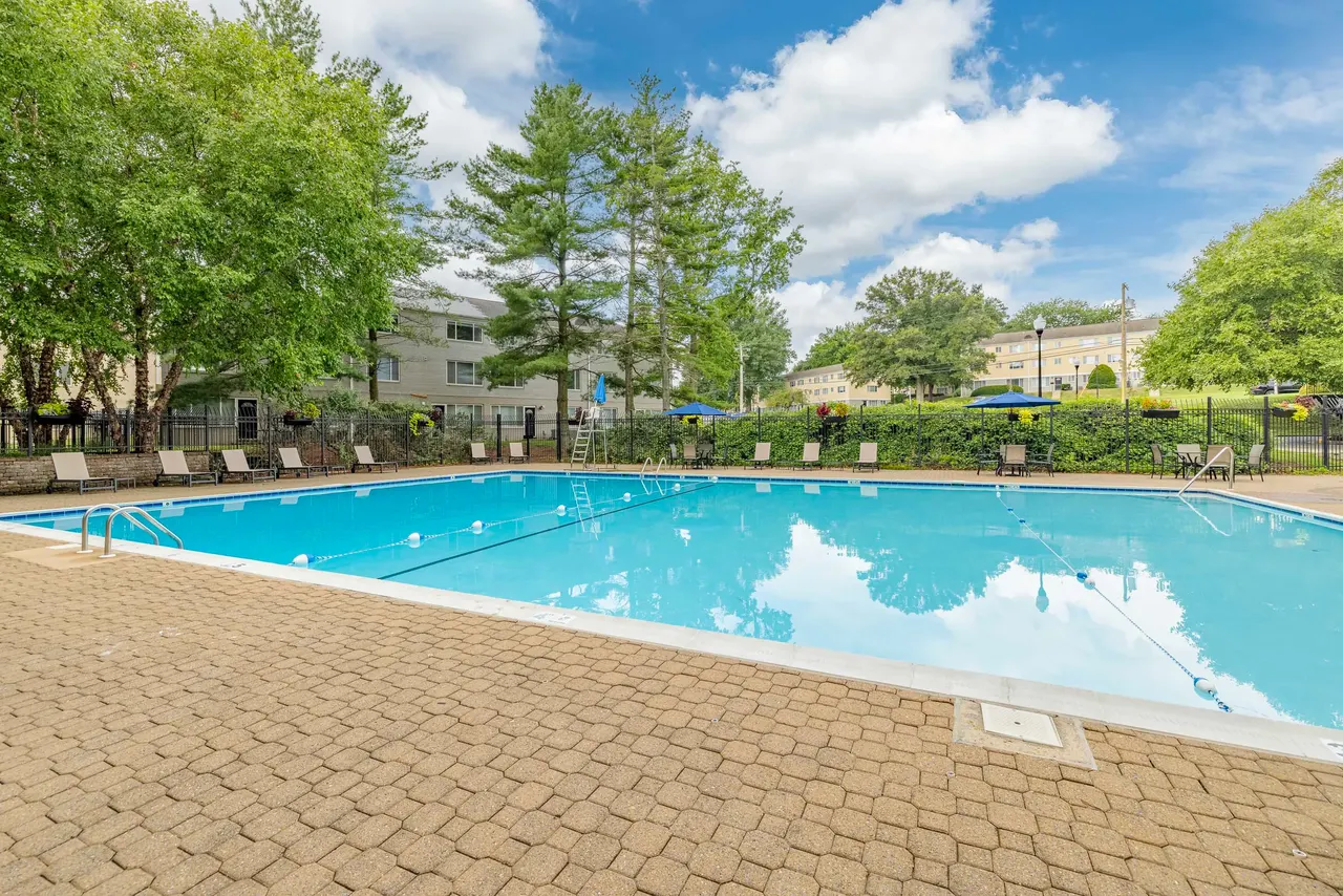 The Renaissance Club Apartments