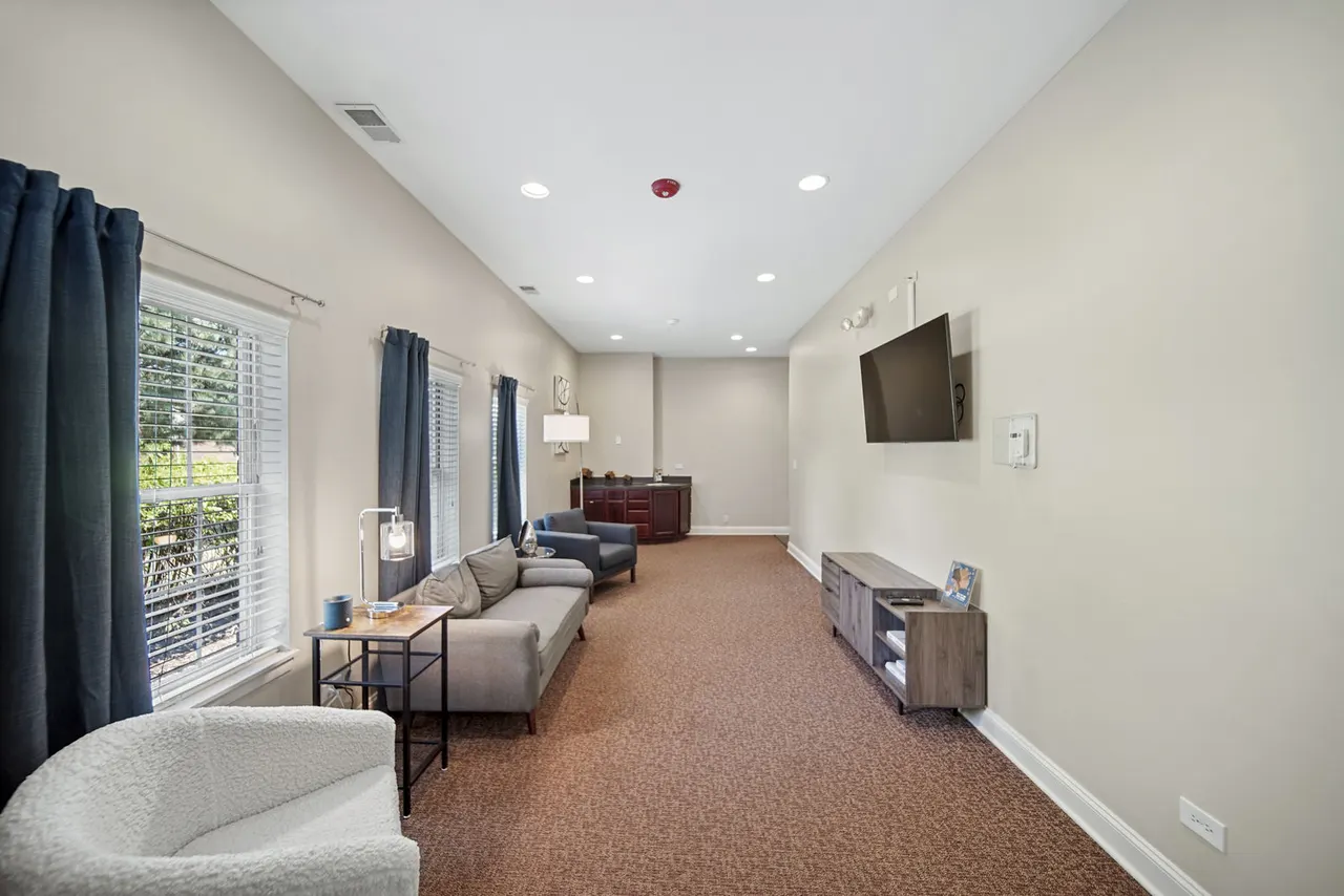 Waterford Place Apartments