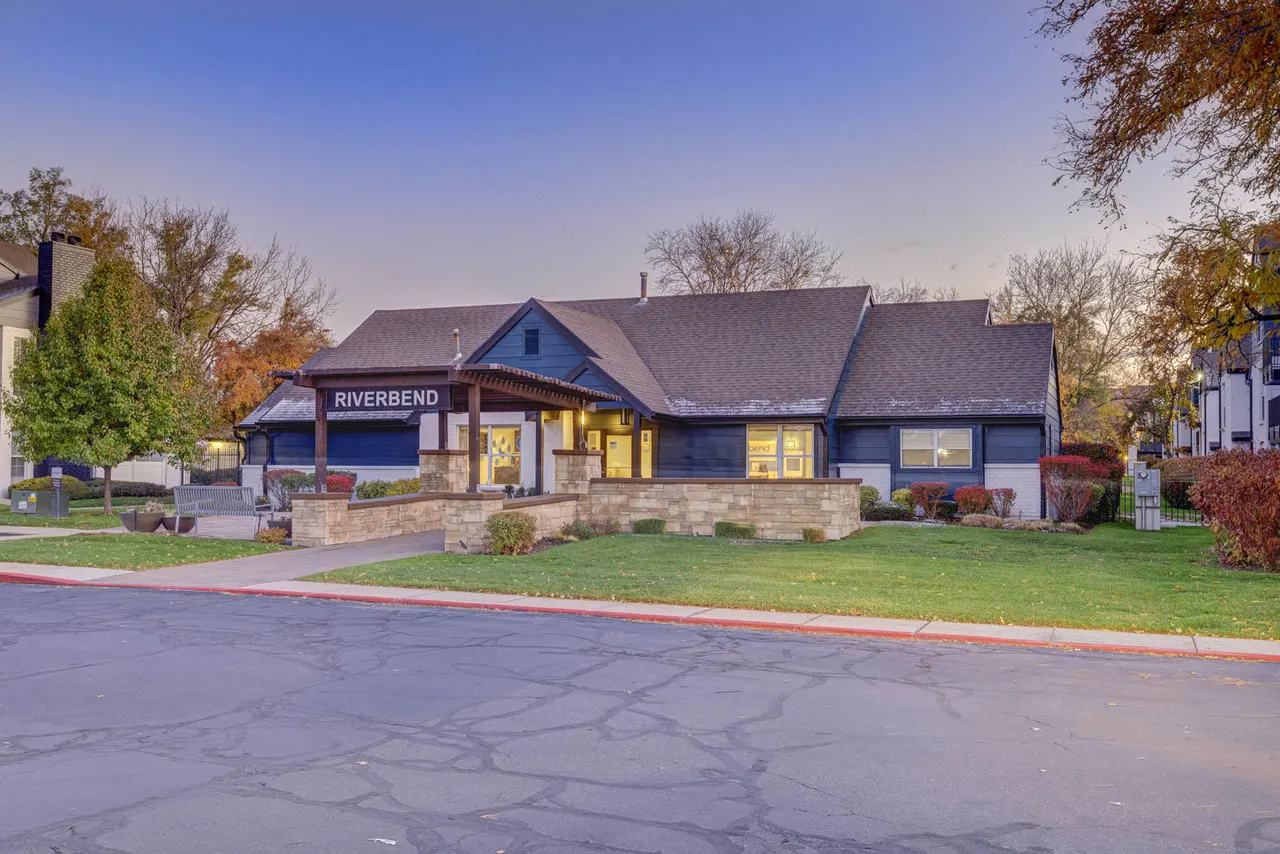 Riverbend Apartments