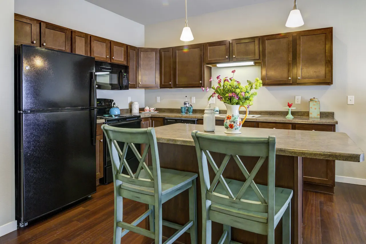 South Ridge Apartments