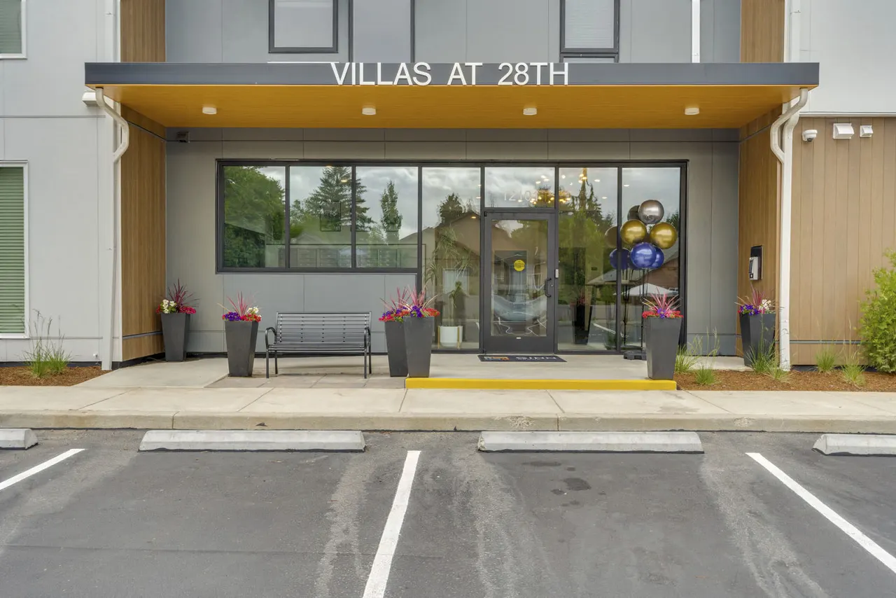 Villas at 28th