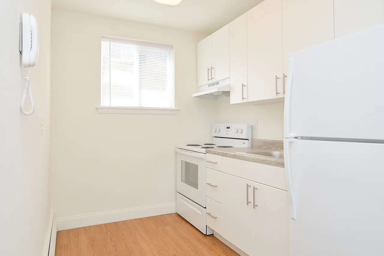 Woodview Apartments