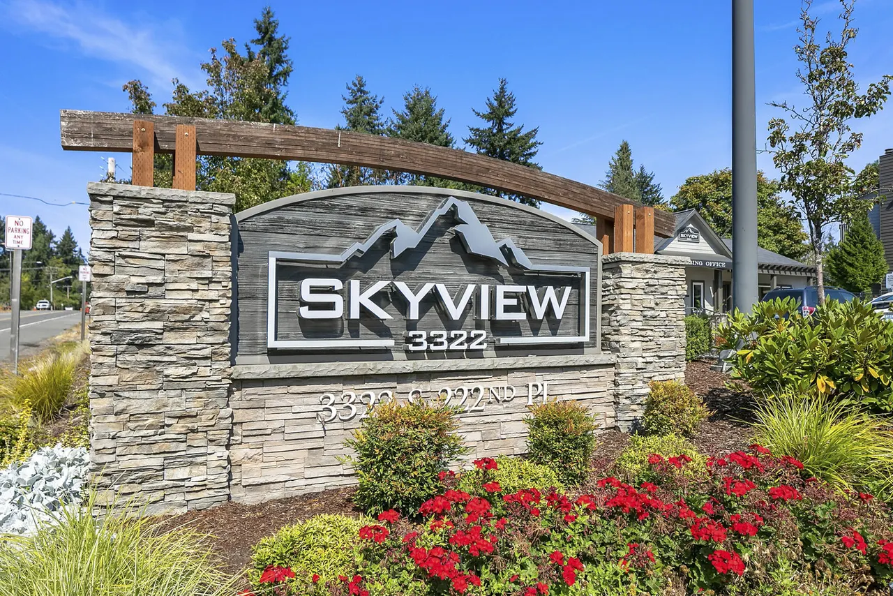 Skyline Park Apartments