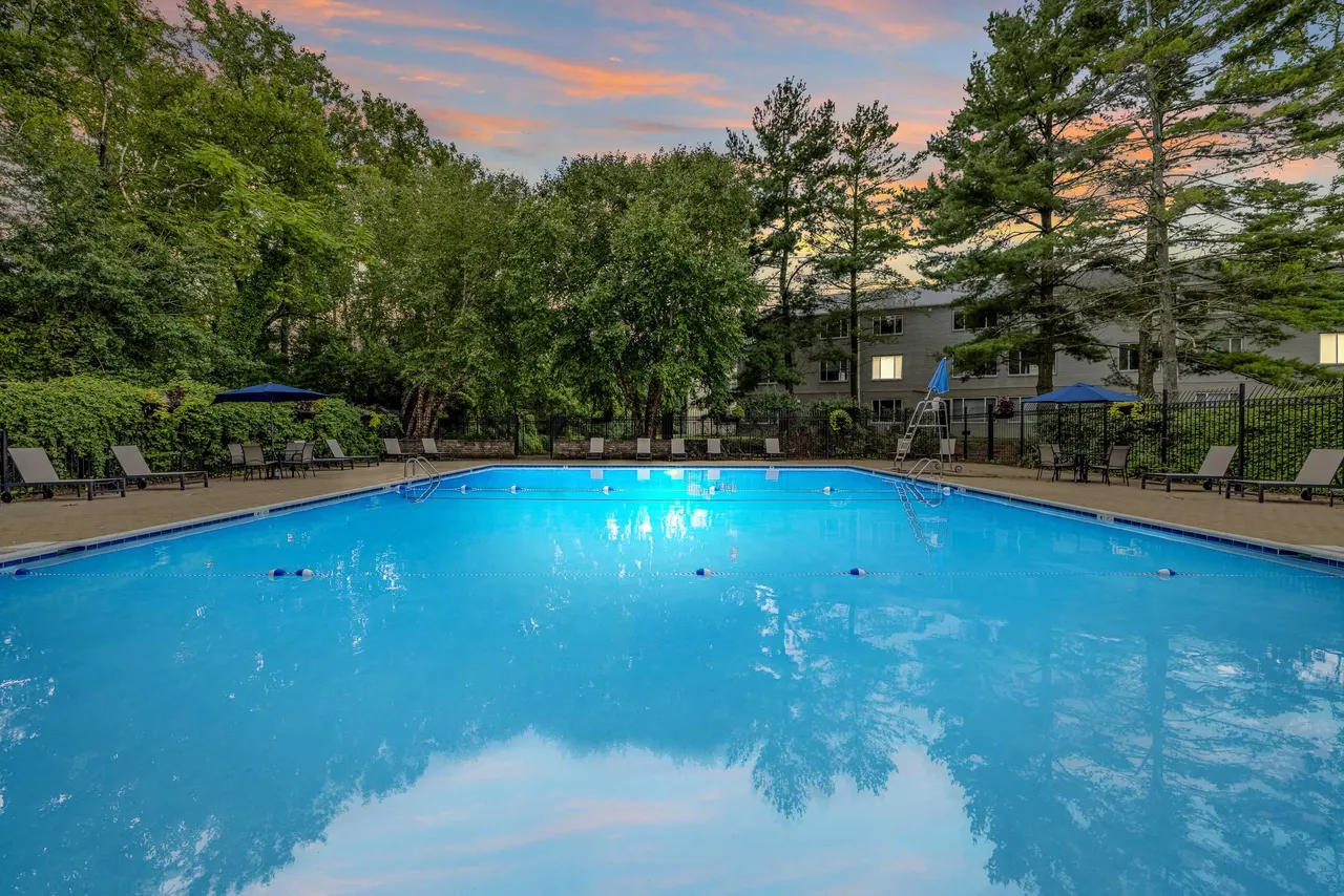 The Renaissance Club Apartments