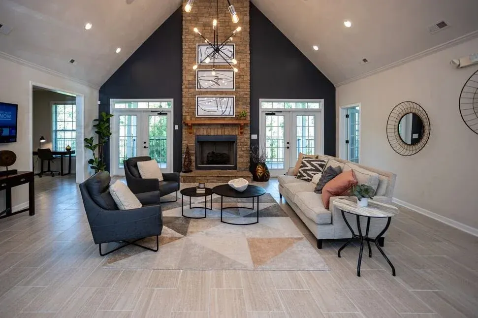 Legacy Pointe Apartments