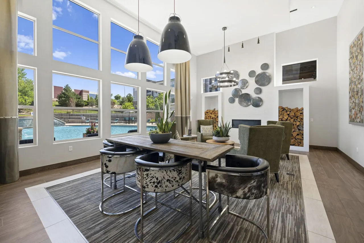 HiLine at Littleton Commons Apartments