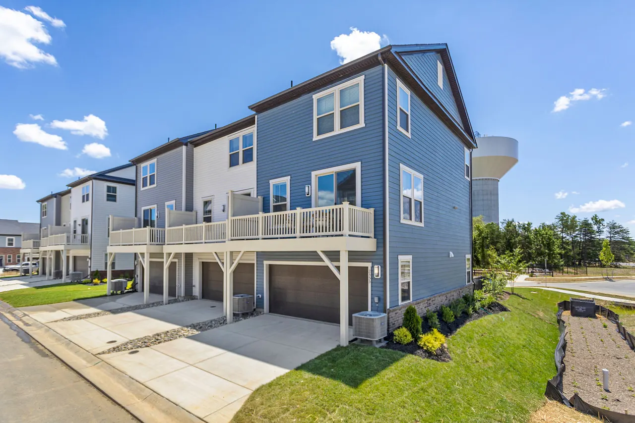 Sunstone Grove