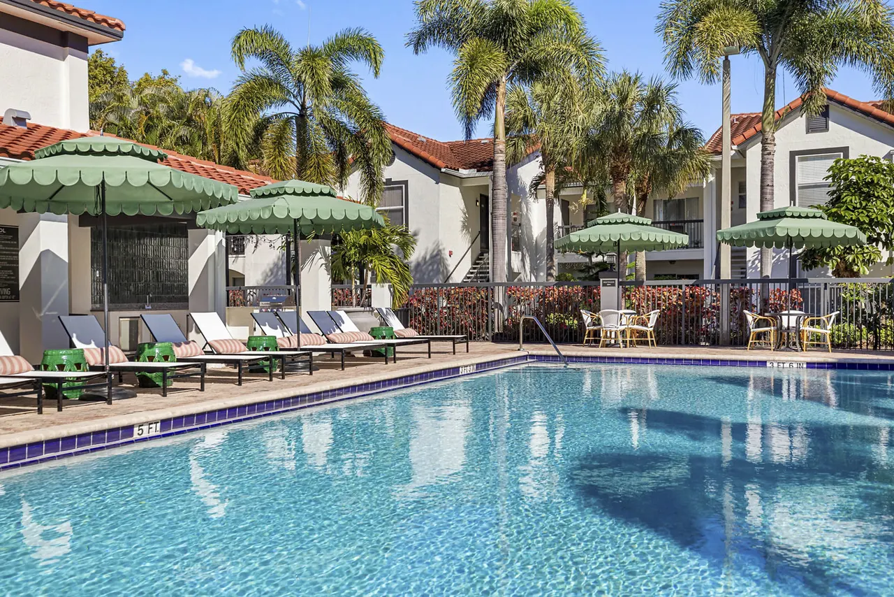 Gardens East Apartments