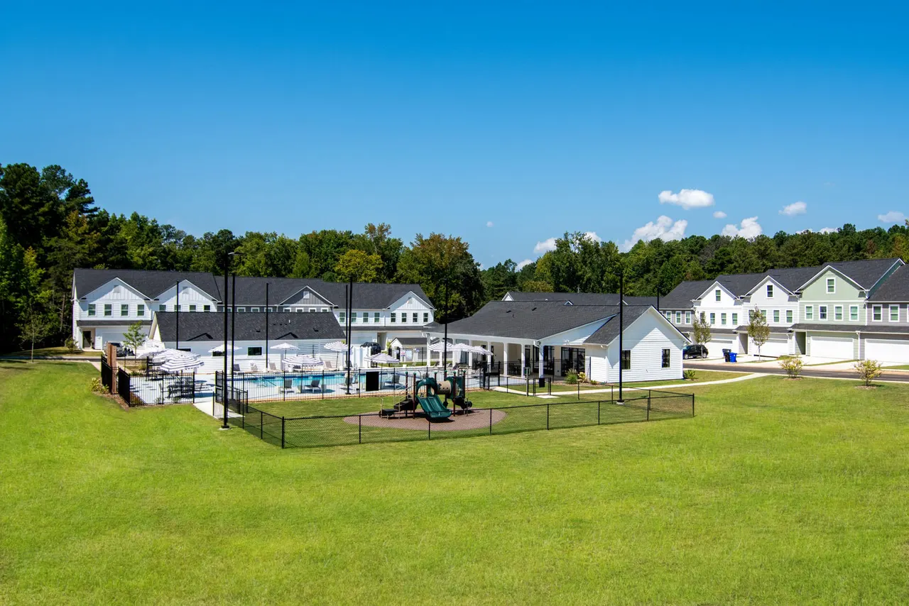 Summerwell Parkway Village