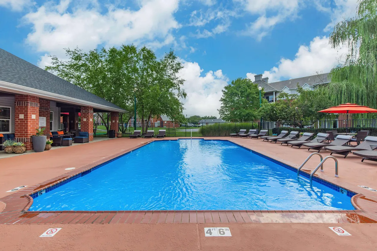 Longacre Apartment Resort