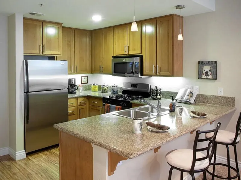 Six 1 Five Apartments