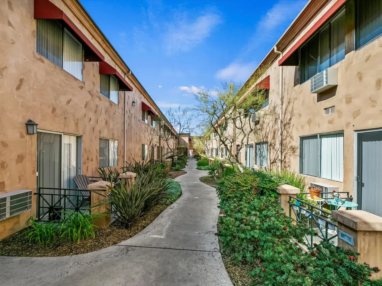 16229 Woodruff Apartments