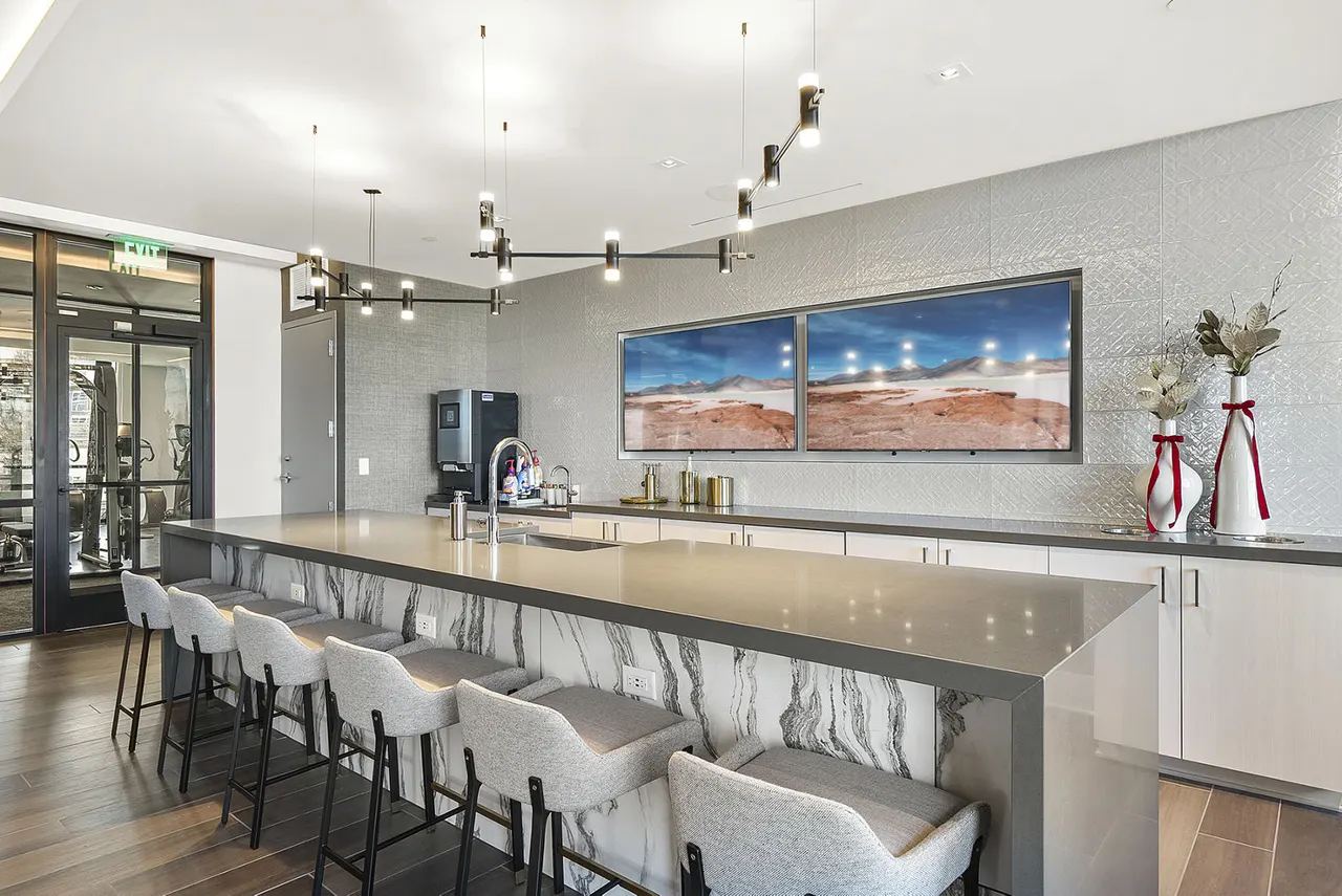Element SouthPark Apartments
