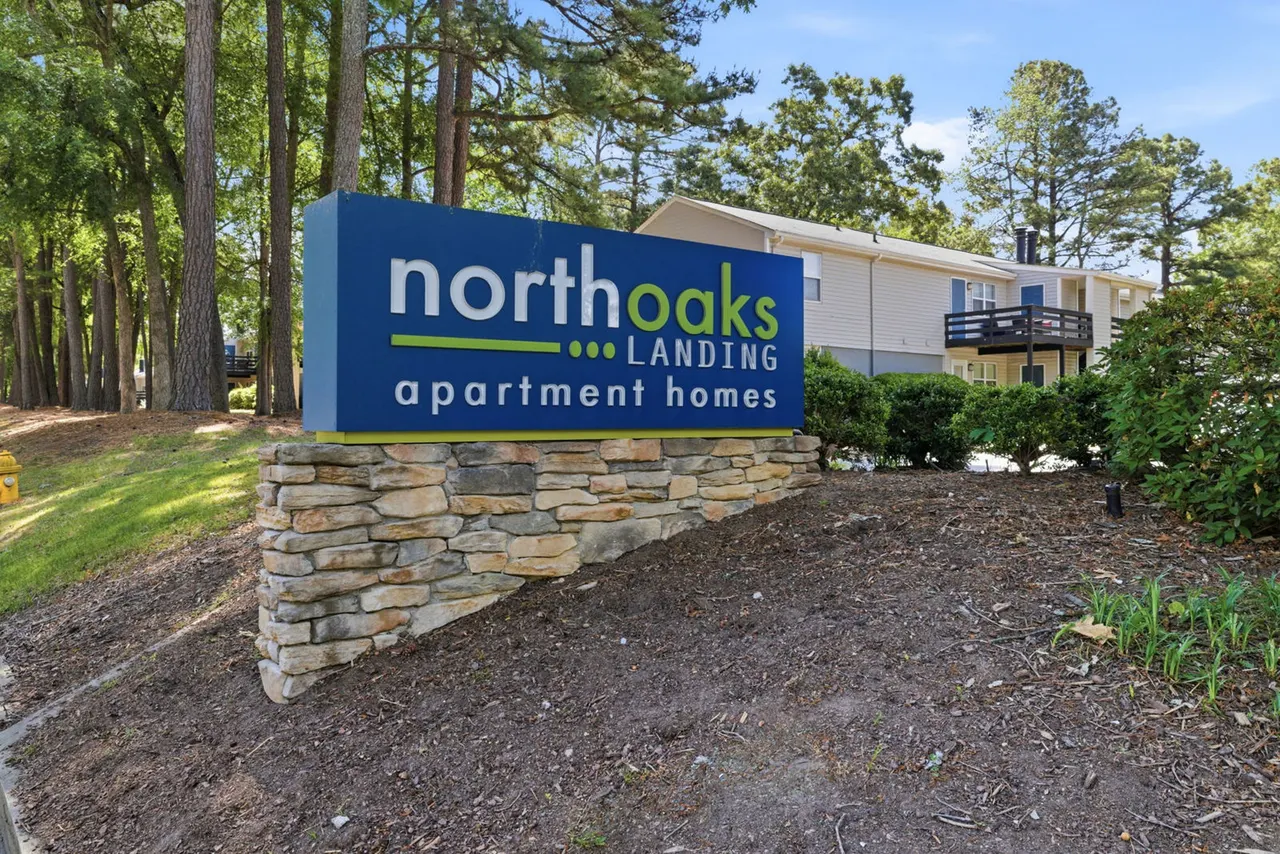 North Oaks Landing