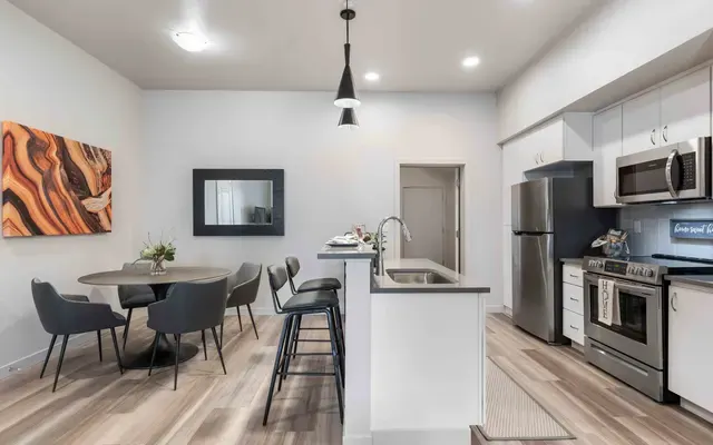 Reserves at Pilot Butte Apartments