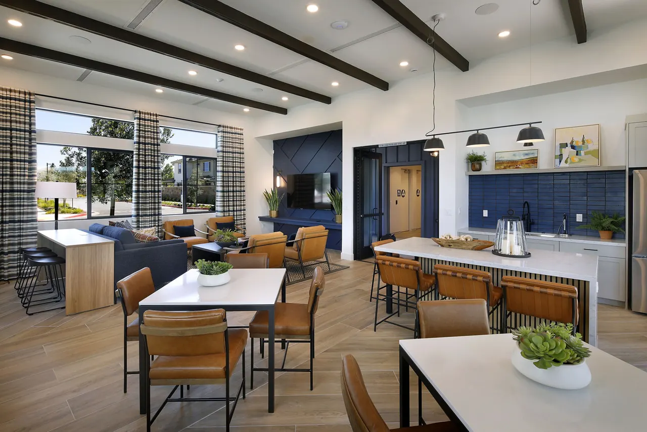 Escala at Stanford Crossing