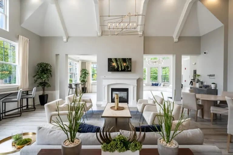 The Hamilton Luxury Apartment Homes