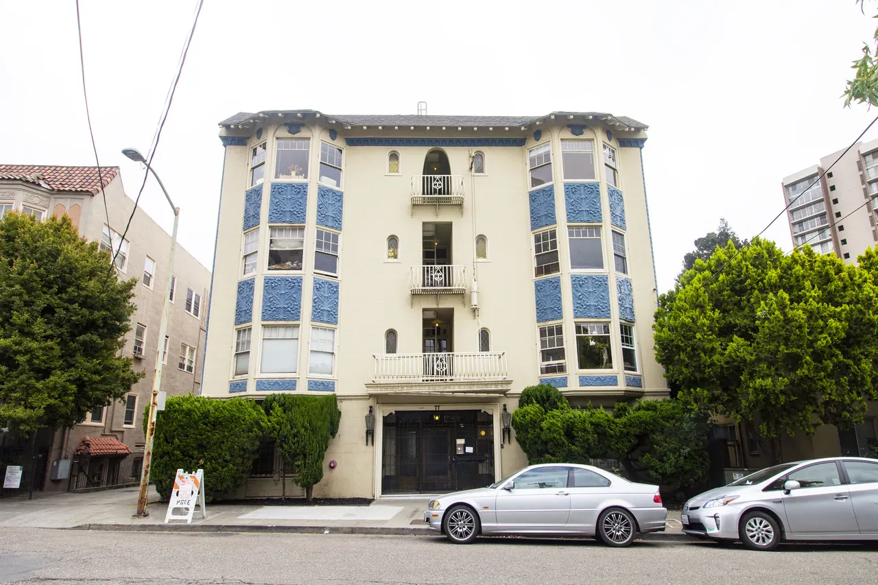 77 Glen Apartments