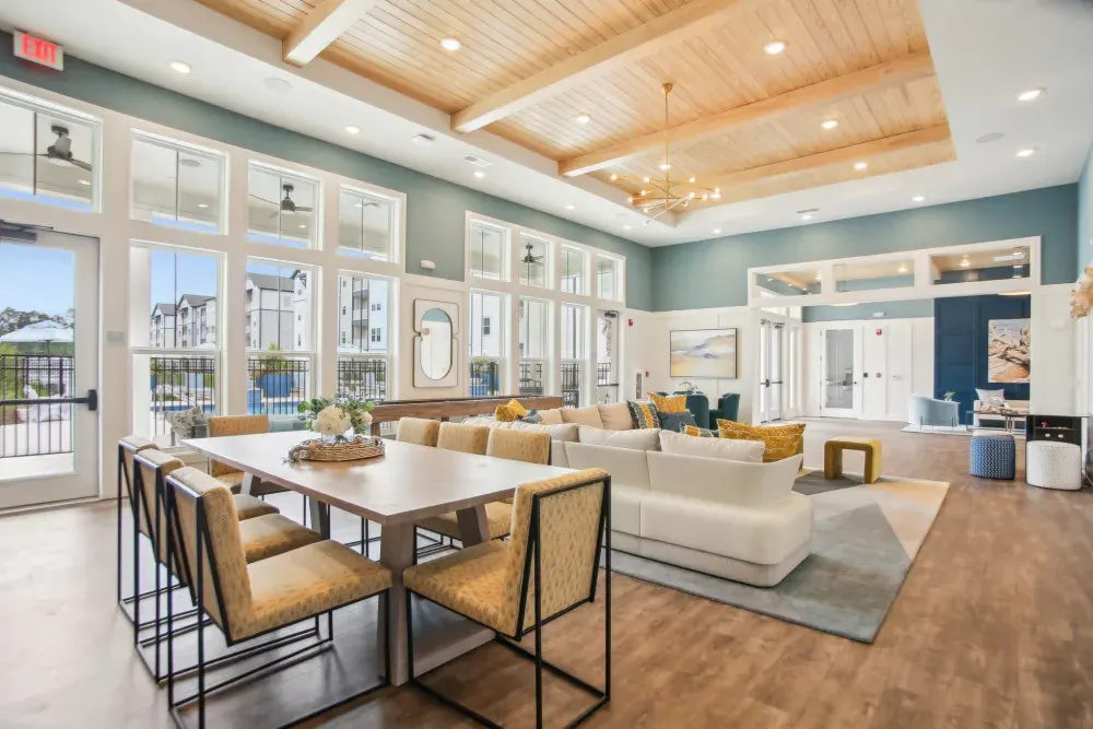 Avion Apartments