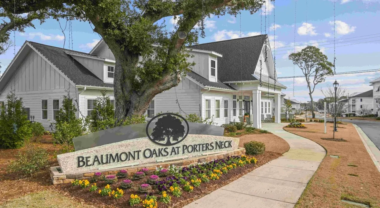 Beaumont Oaks at Porters Neck Apartments & Townhomes
