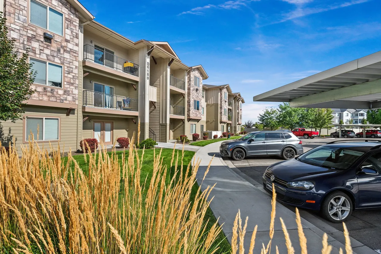 Aspen Creek Apartments