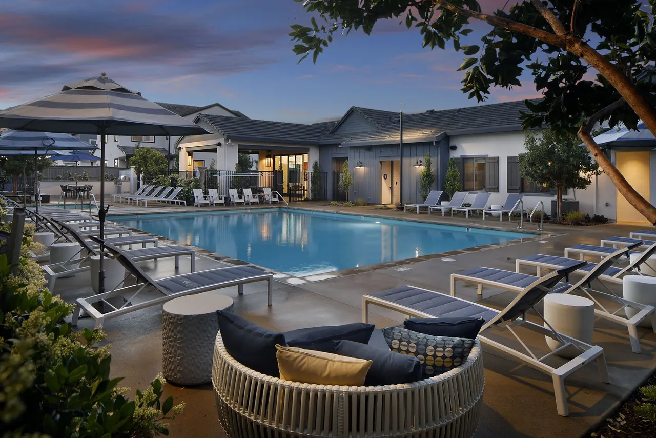 Escala at Stanford Crossing