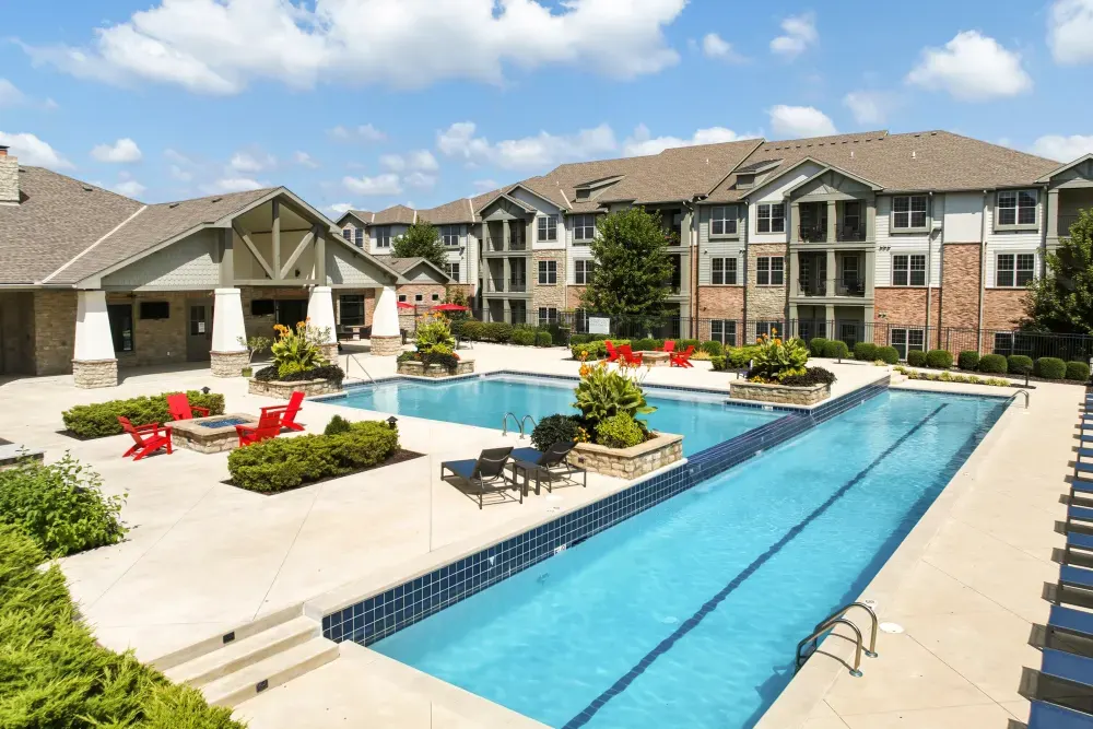 Boulders at Overland Park Apartments