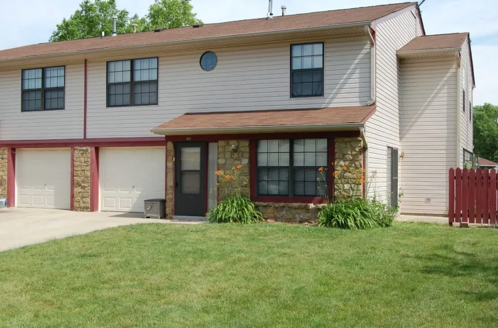 Yorktowne Farms Community