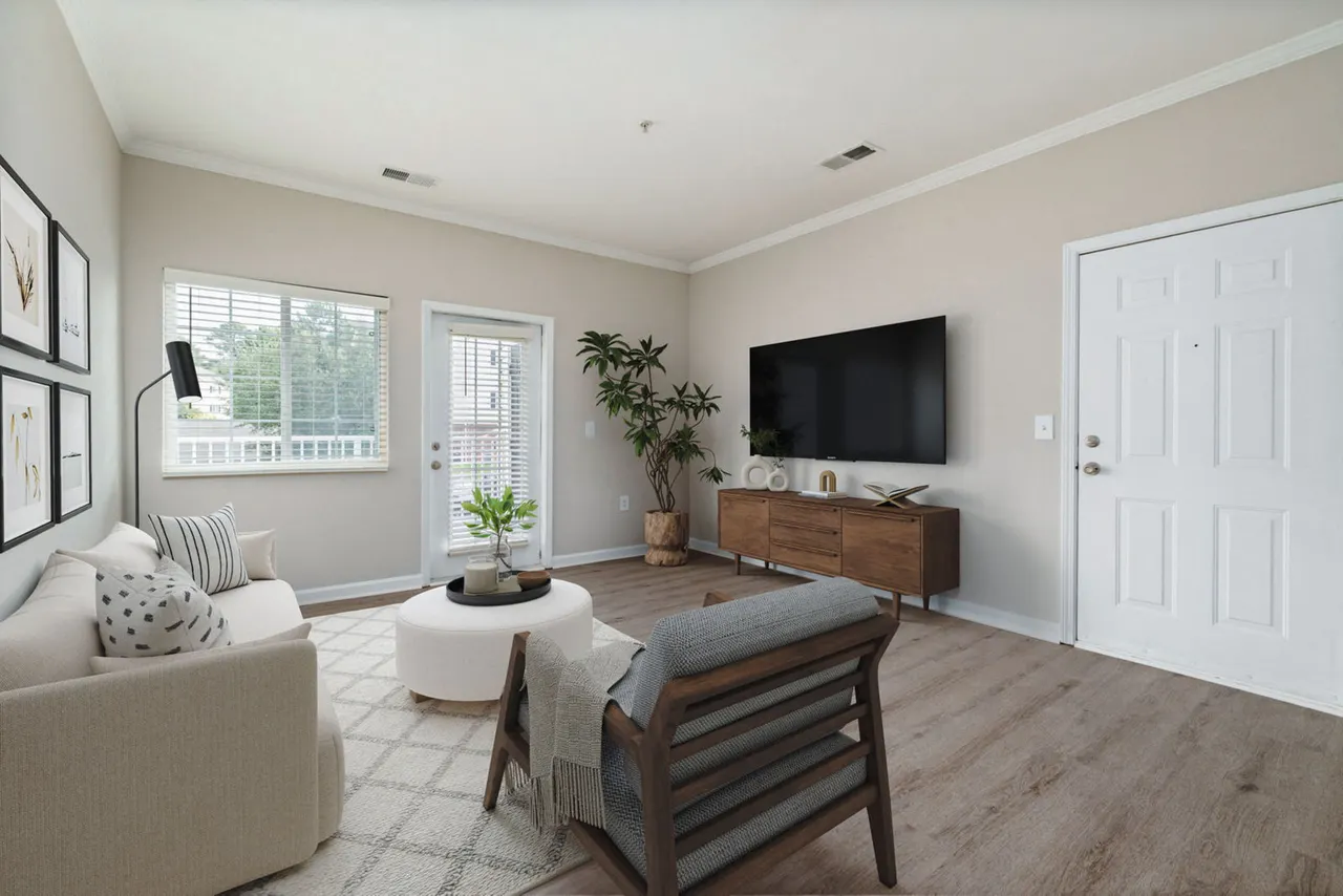 The Summit on 401 Apartments