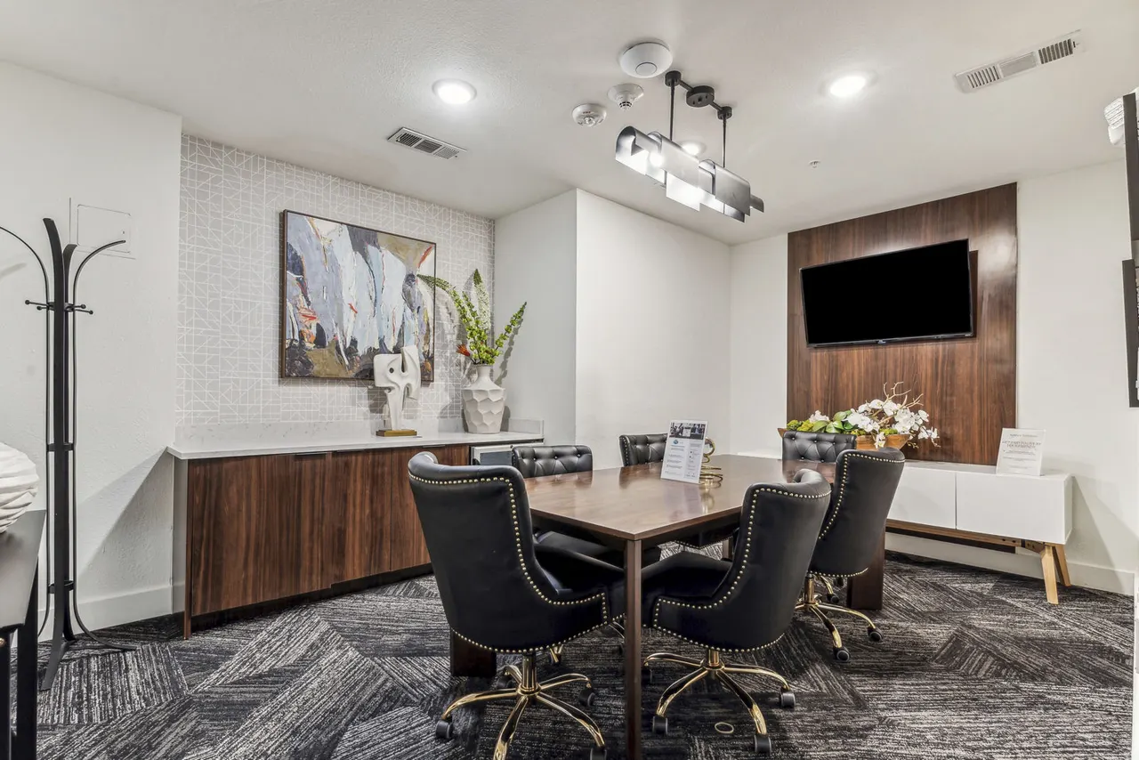 Gallery at Turtle Creek Apartments