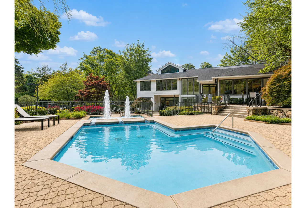 Carrington Court
