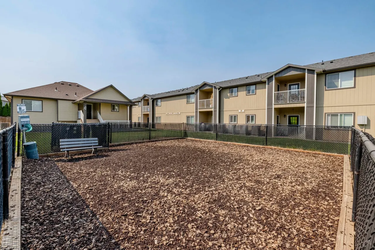 Pine Tree Park Apartments