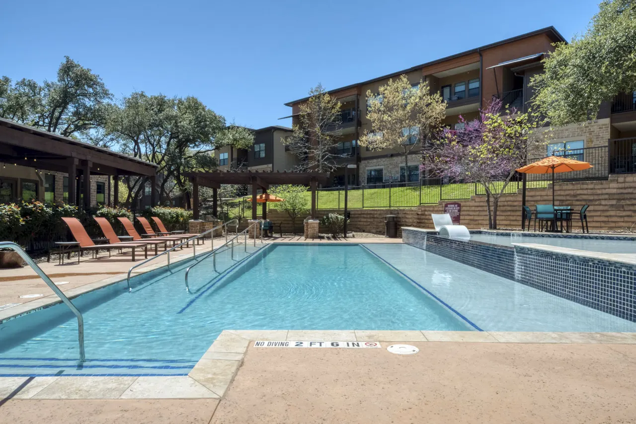 Rustico At Fair Oaks Apartments