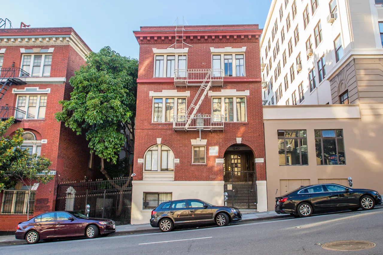 1240 Bush Apartments