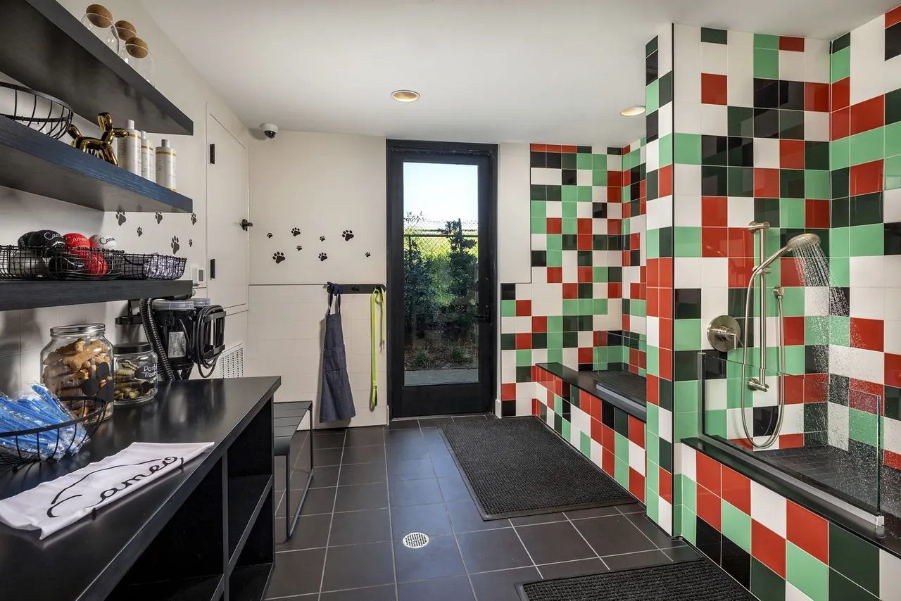 Cameo Apartments
