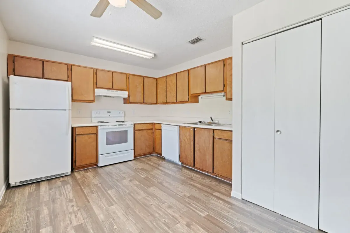 The Retreat At Hidden Bay Apartment Homes