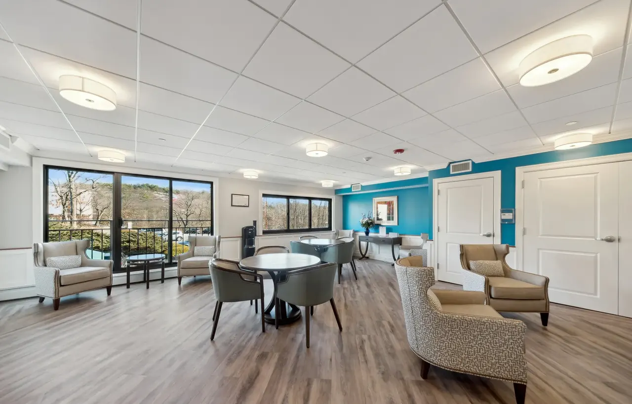 AVIVA Country Club Heights