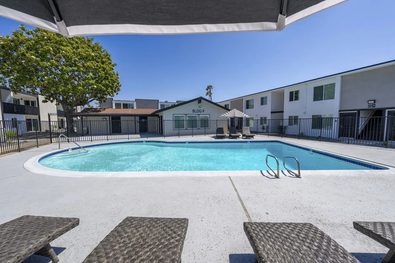 Sunset Villa Apartments