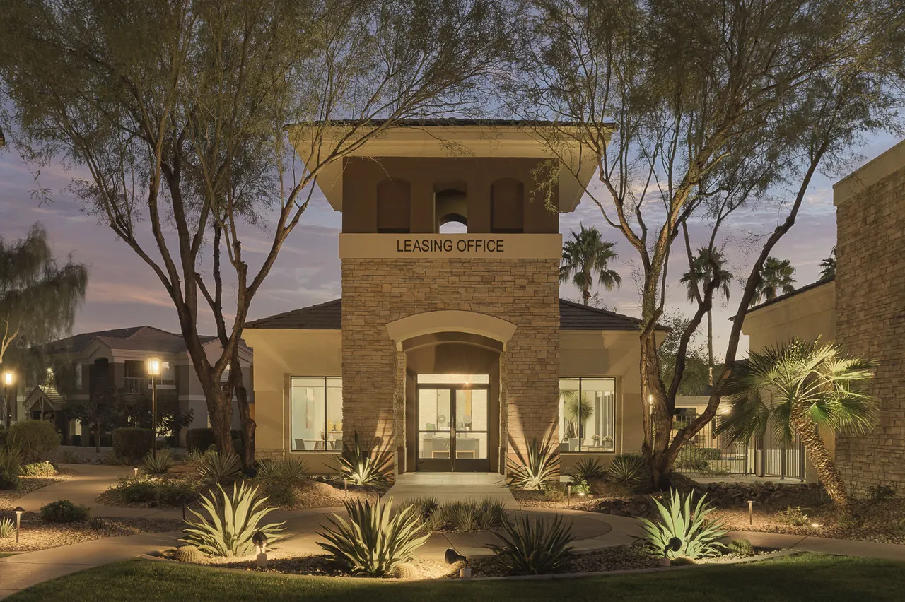 Adobe Ridge