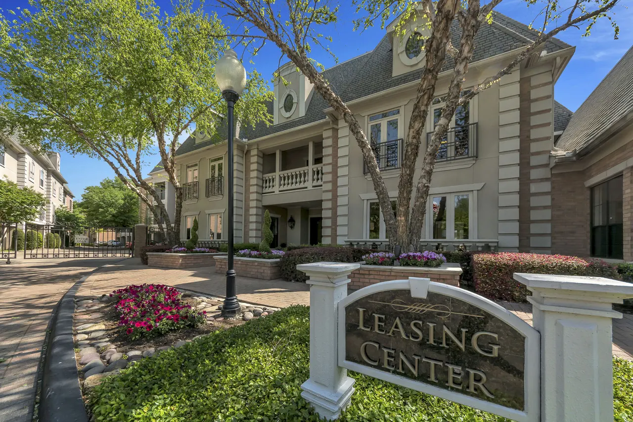 Renaissance at Preston Hollow