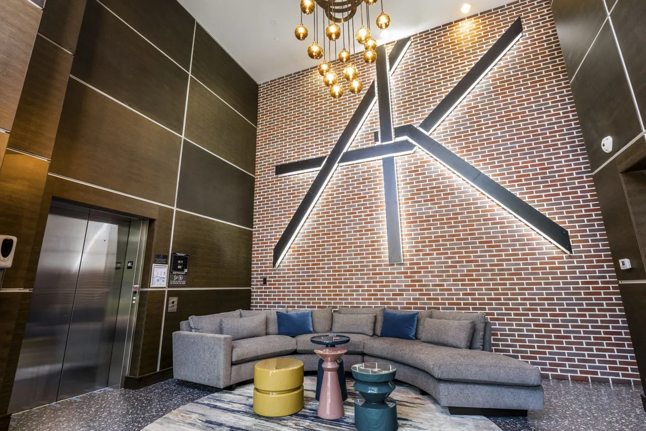 The Armstrong at Knox