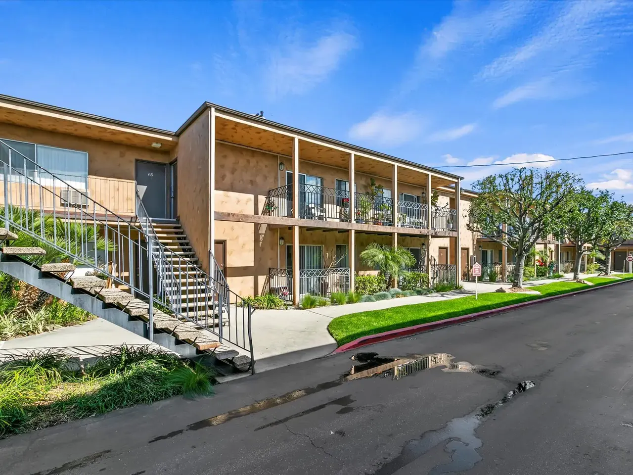 16229 Woodruff Apartments