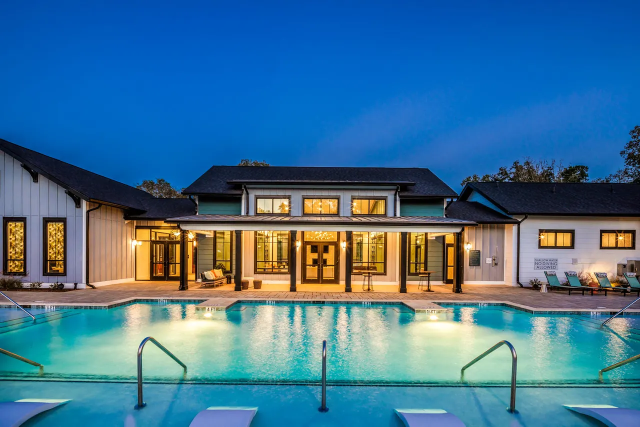 Broadstone Ingleside Apartments