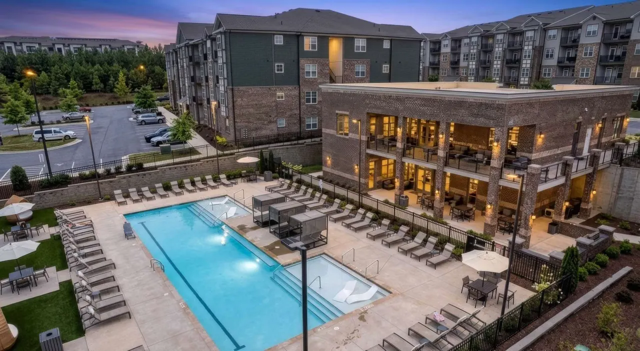Aventine Apartments