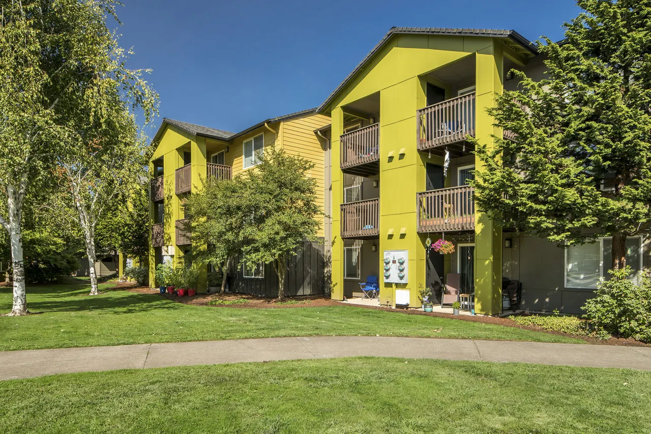 Crescent Park Apartments