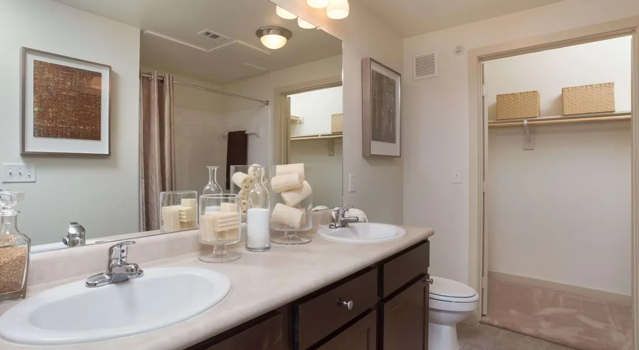 The Pradera Apartments