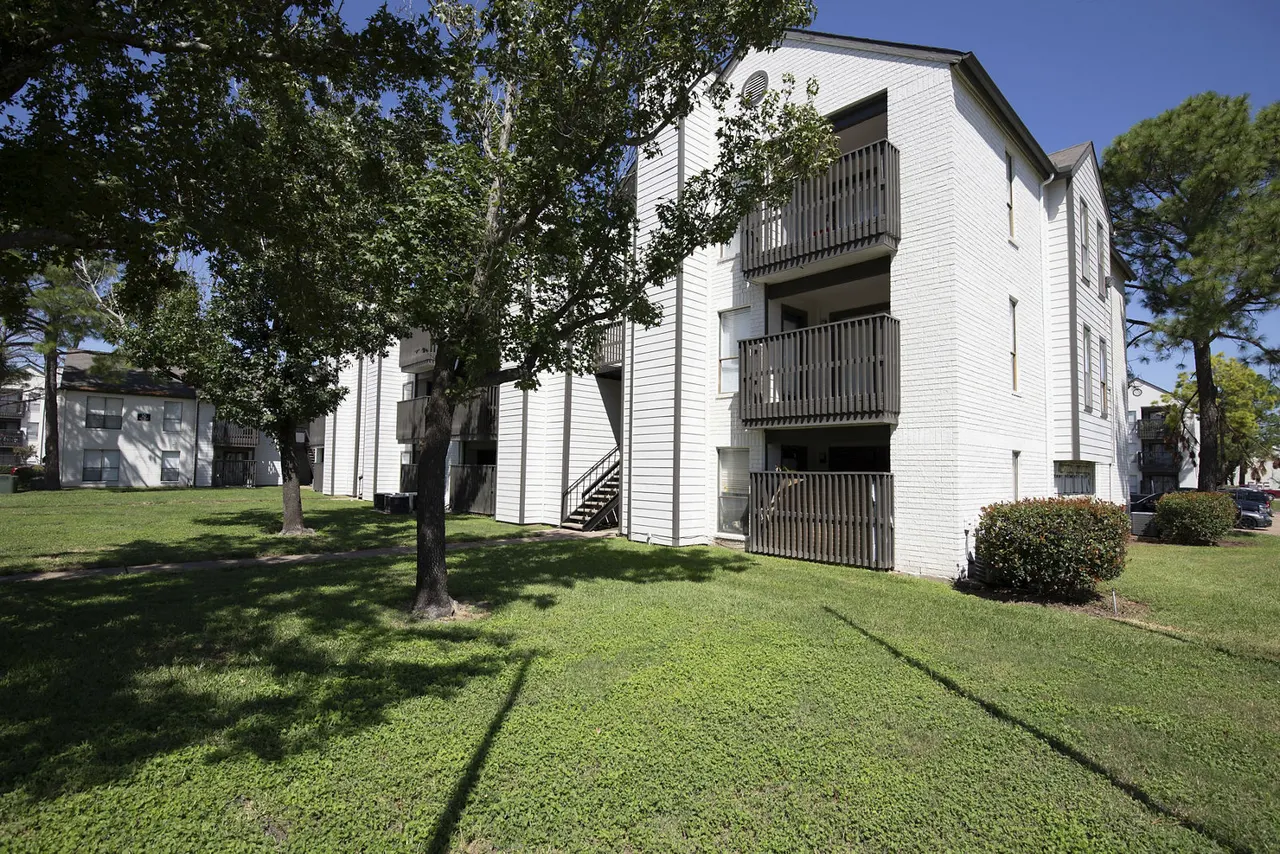 Villages of Copperfield Apartment Homes