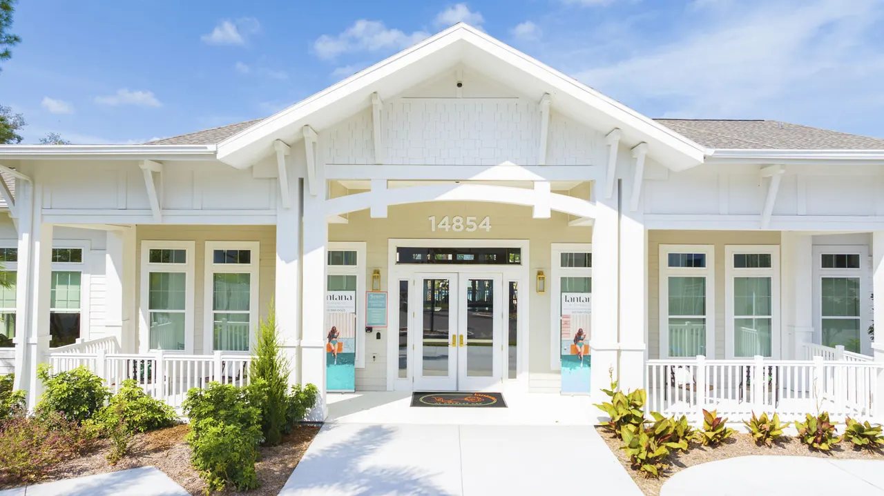 Lantana at Cypress Cay